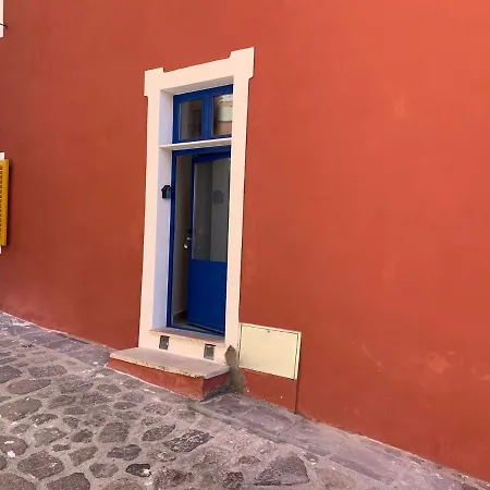 Casa Miconi Beach בית נופש קפראיה